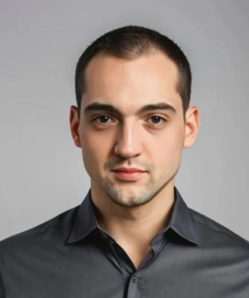 Артур Назаров